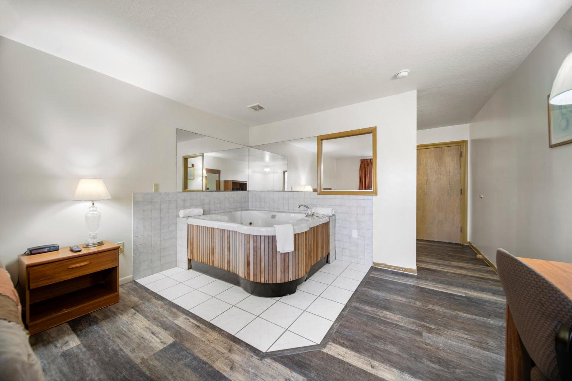 Executive Inn Cass City Экстерьер фото