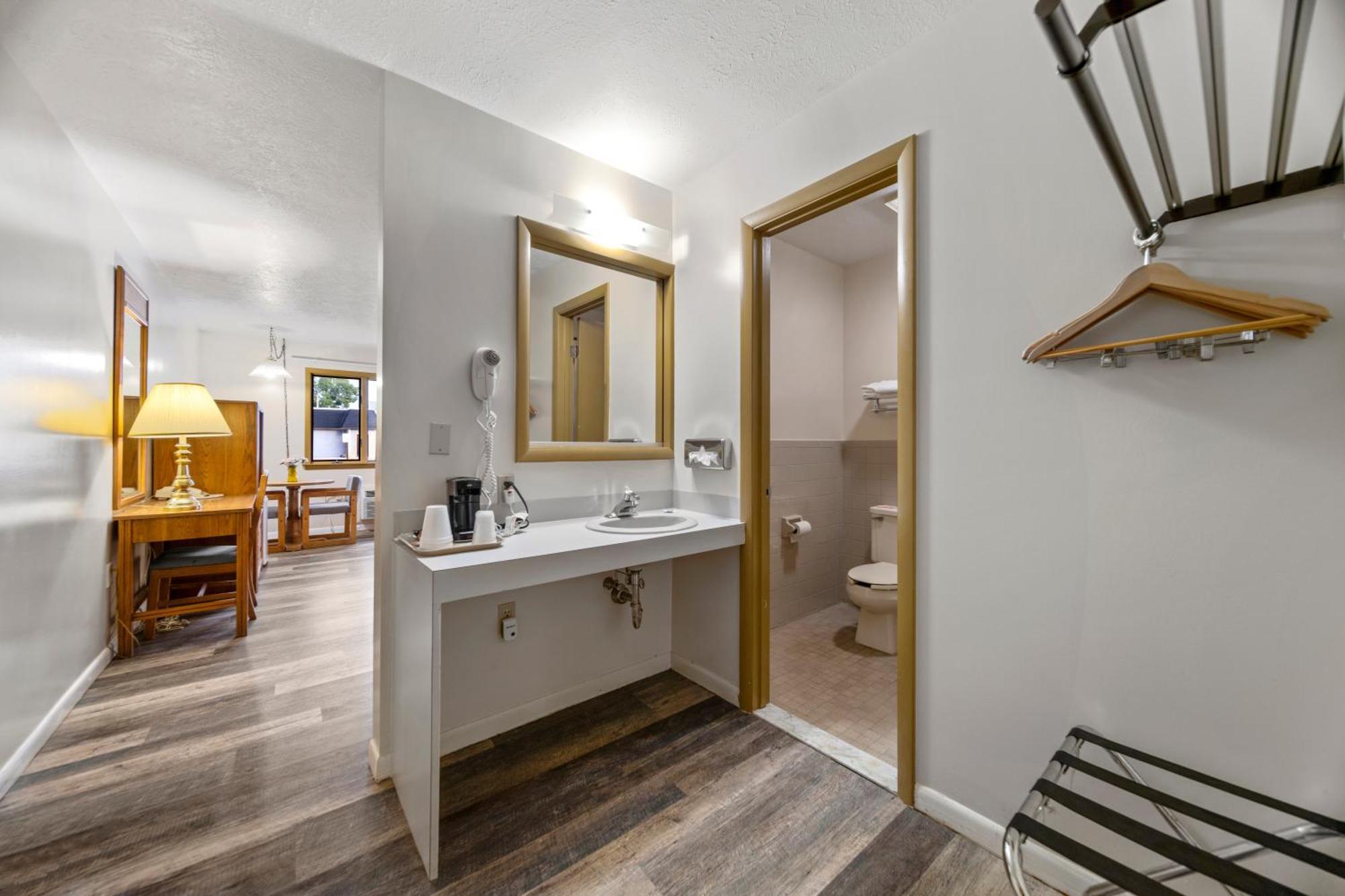 Executive Inn Cass City Номер фото